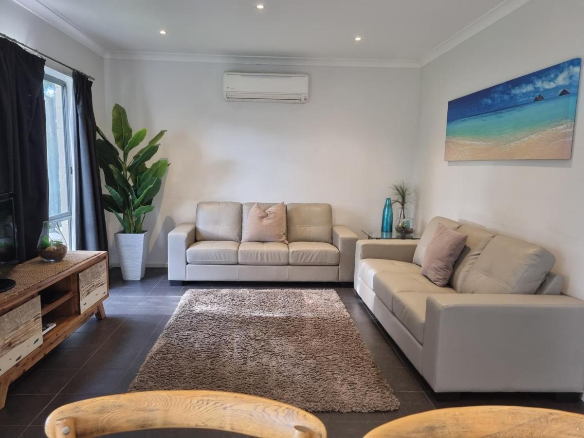 Island Cove Villas Cowes Bagian luar foto