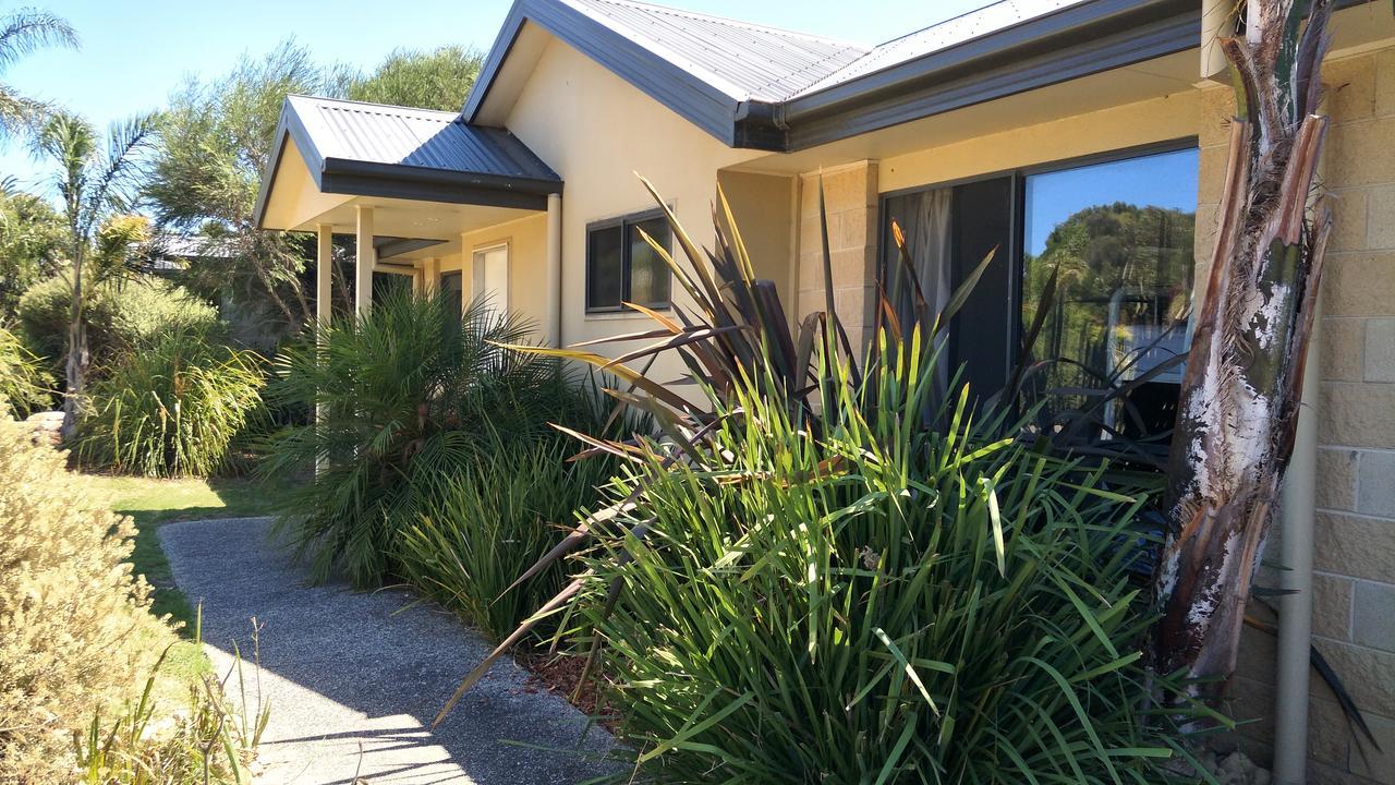 Island Cove Villas Cowes Bagian luar foto