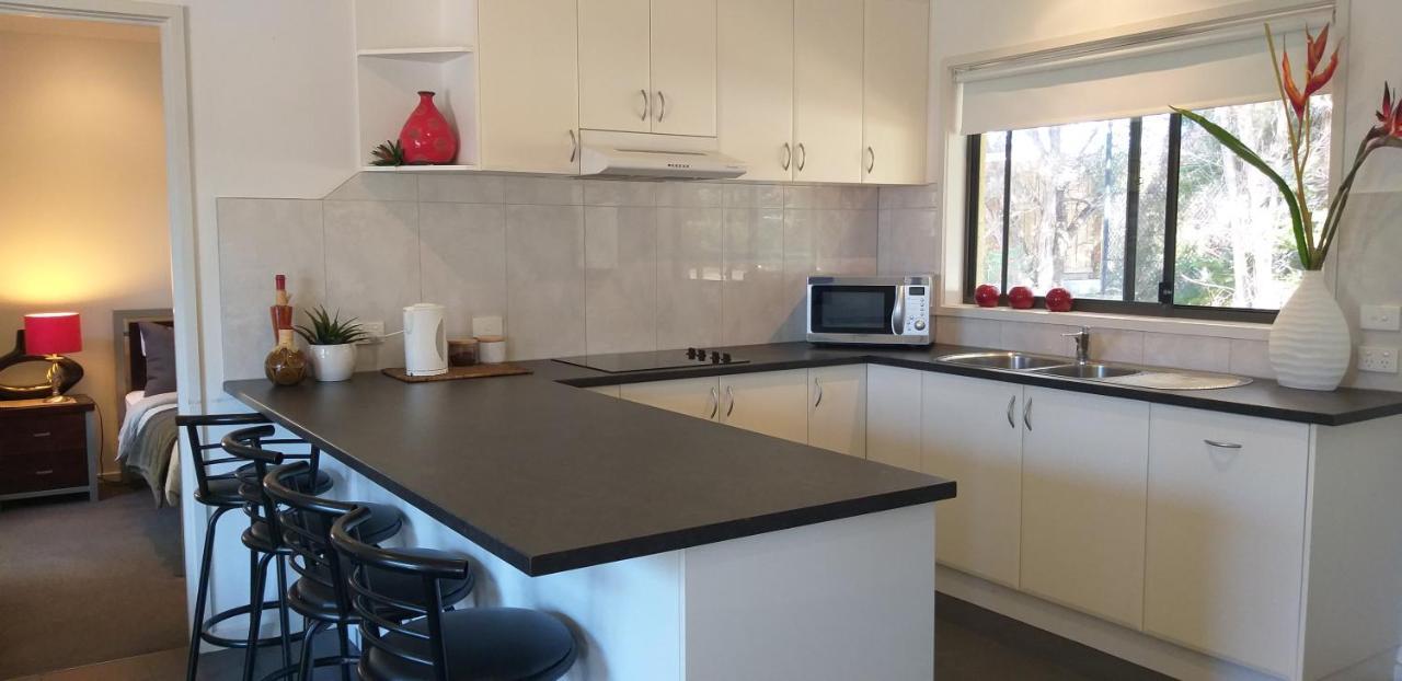 Island Cove Villas Cowes Bagian luar foto