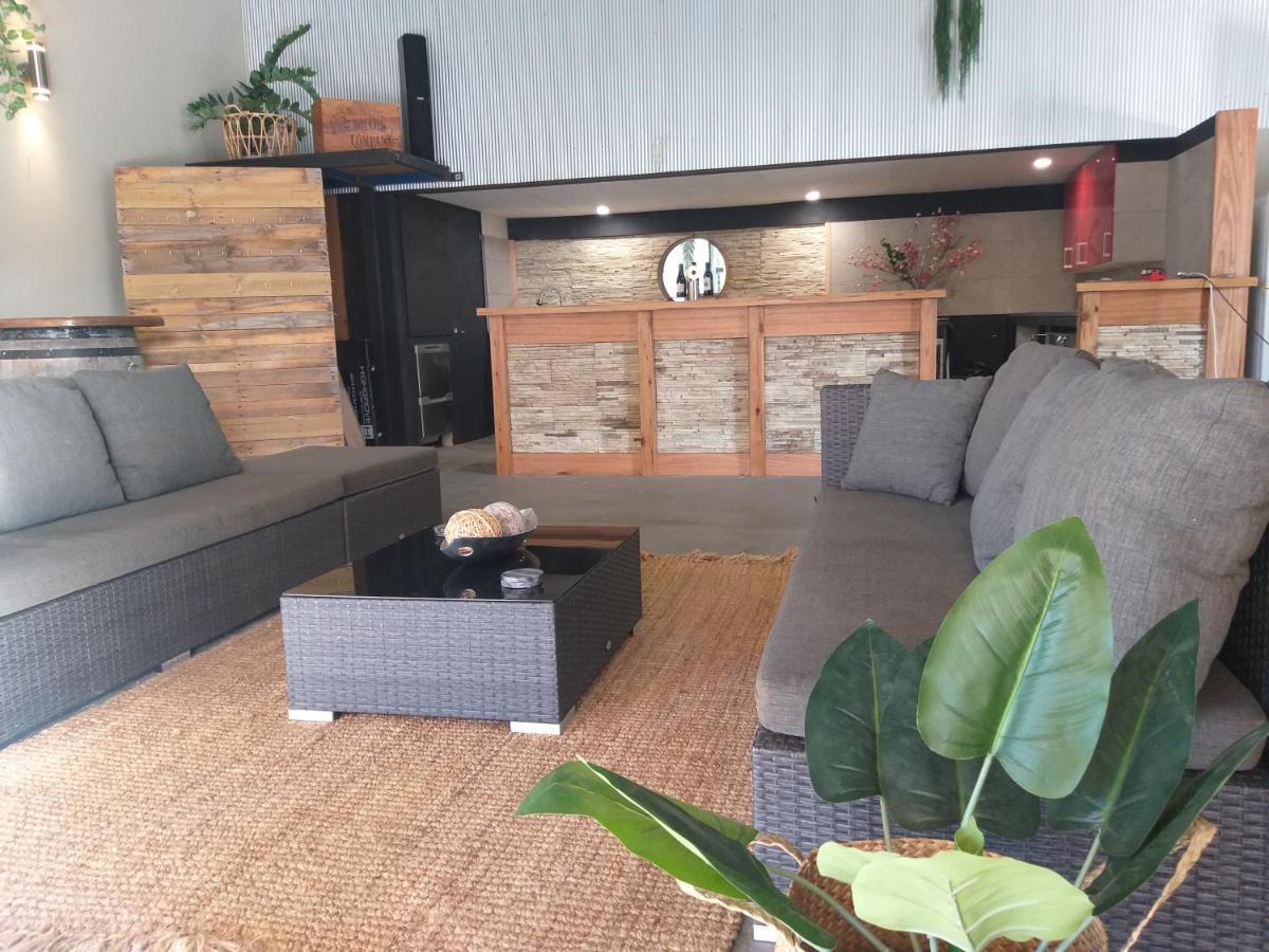 Island Cove Villas Cowes Bagian luar foto